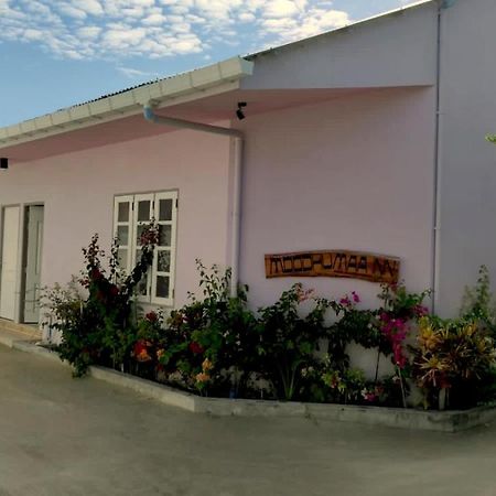 Moodhumaa Inn Guraidhoo  Kültér fotó