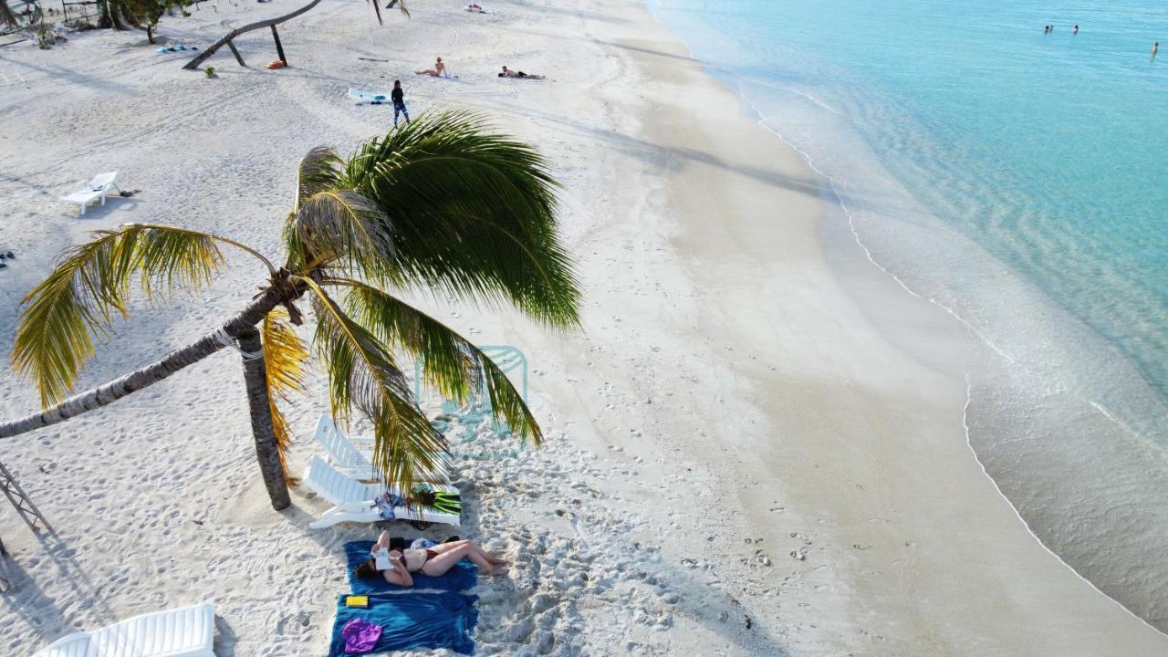 Moodhumaa Inn Guraidhoo  Kültér fotó