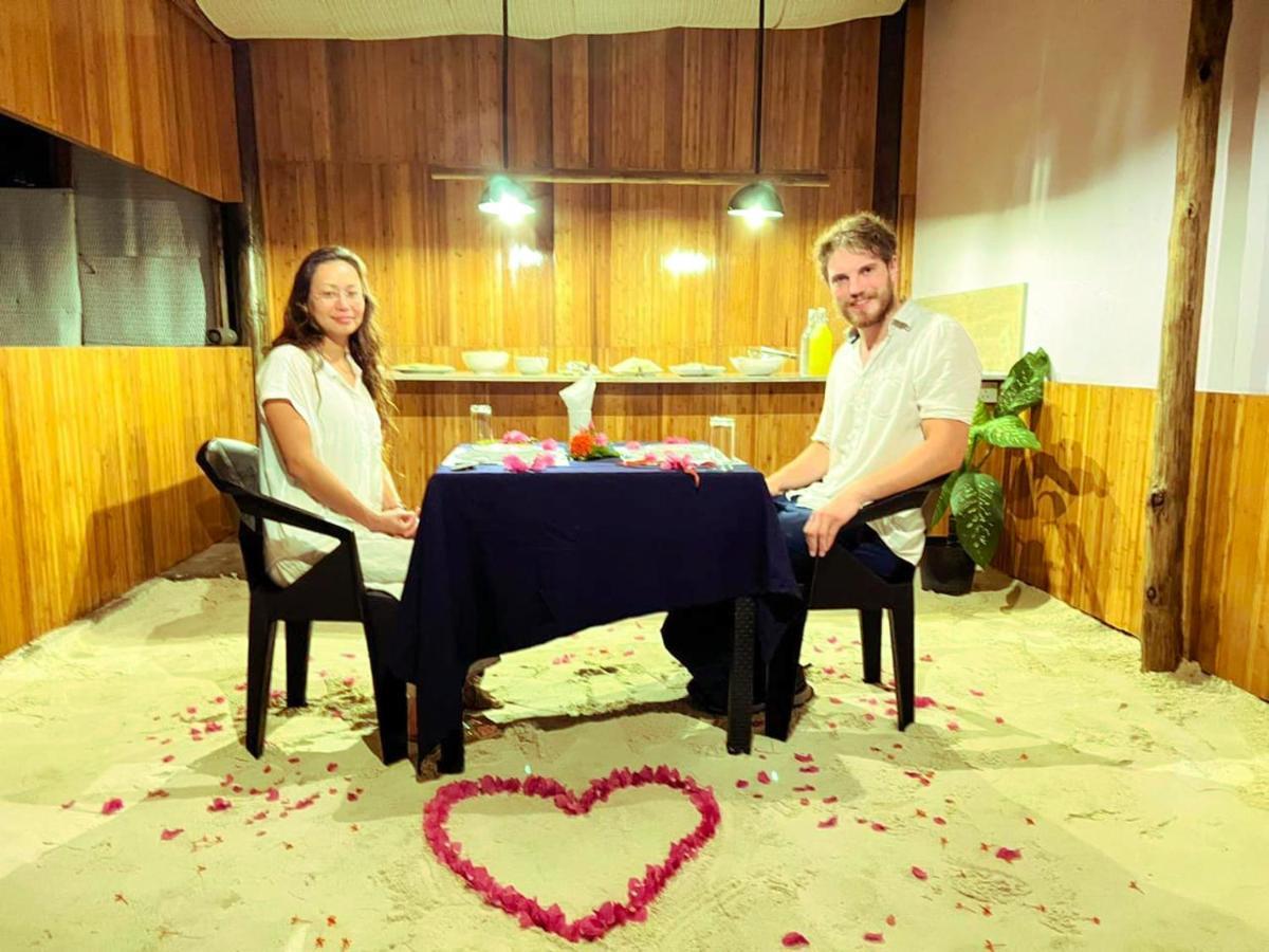 Moodhumaa Inn Guraidhoo  Kültér fotó
